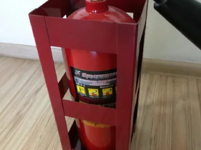 Подставка для огнетушителя П-10, П-20 (без стенок)